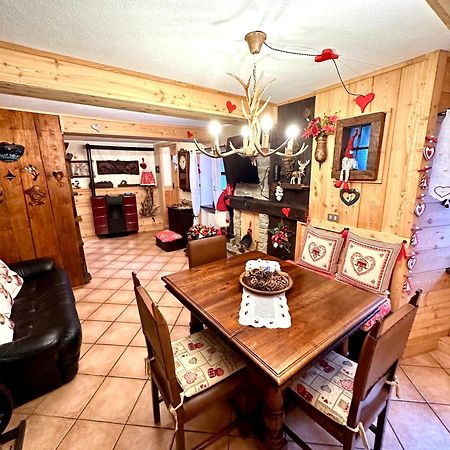 Le Grenier De Olga E Mario Apartment เพร-แซงต์-ดีดีเย ภายนอก รูปภาพ