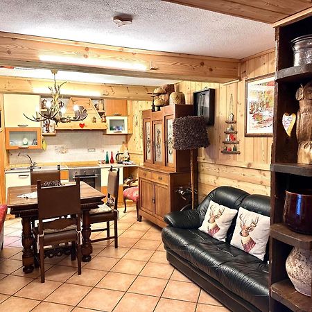 Le Grenier De Olga E Mario Apartment เพร-แซงต์-ดีดีเย ภายนอก รูปภาพ