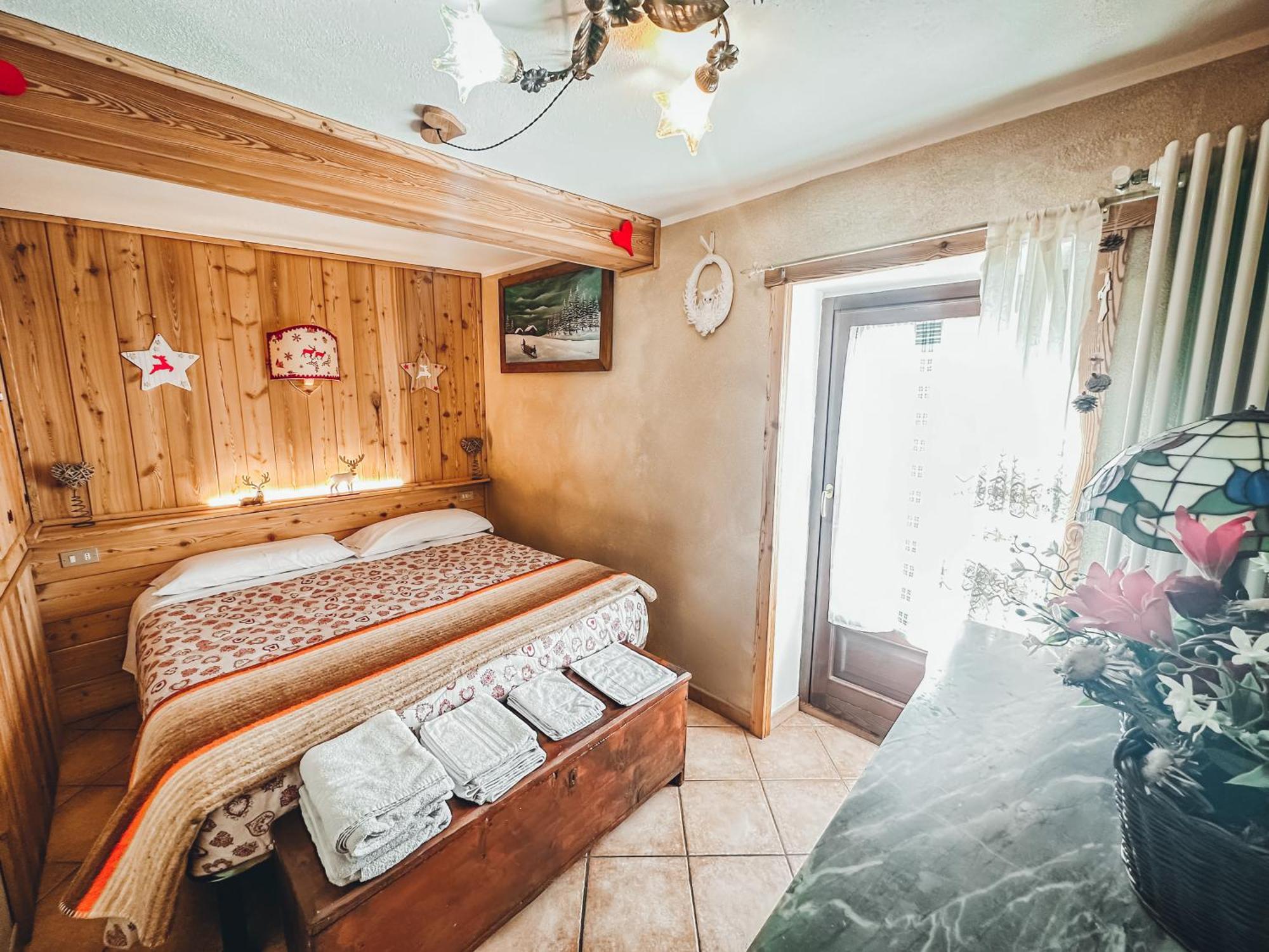 Le Grenier De Olga E Mario Apartment เพร-แซงต์-ดีดีเย ภายนอก รูปภาพ