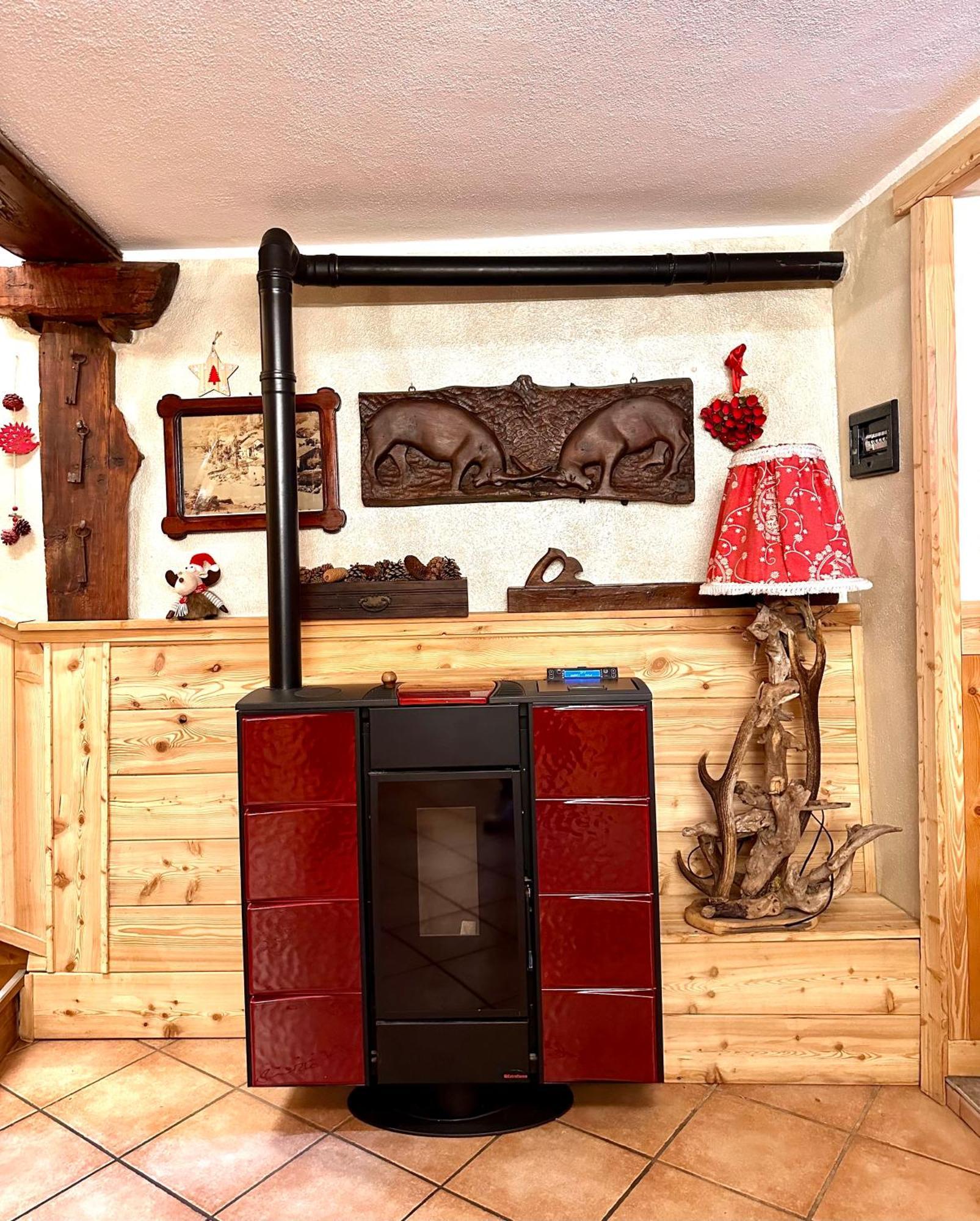 Le Grenier De Olga E Mario Apartment เพร-แซงต์-ดีดีเย ภายนอก รูปภาพ