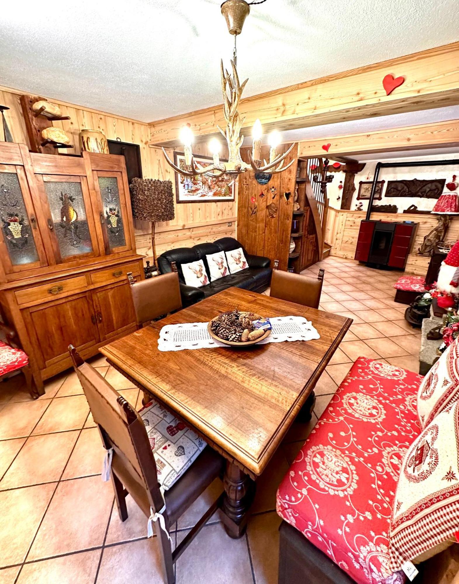 Le Grenier De Olga E Mario Apartment เพร-แซงต์-ดีดีเย ภายนอก รูปภาพ